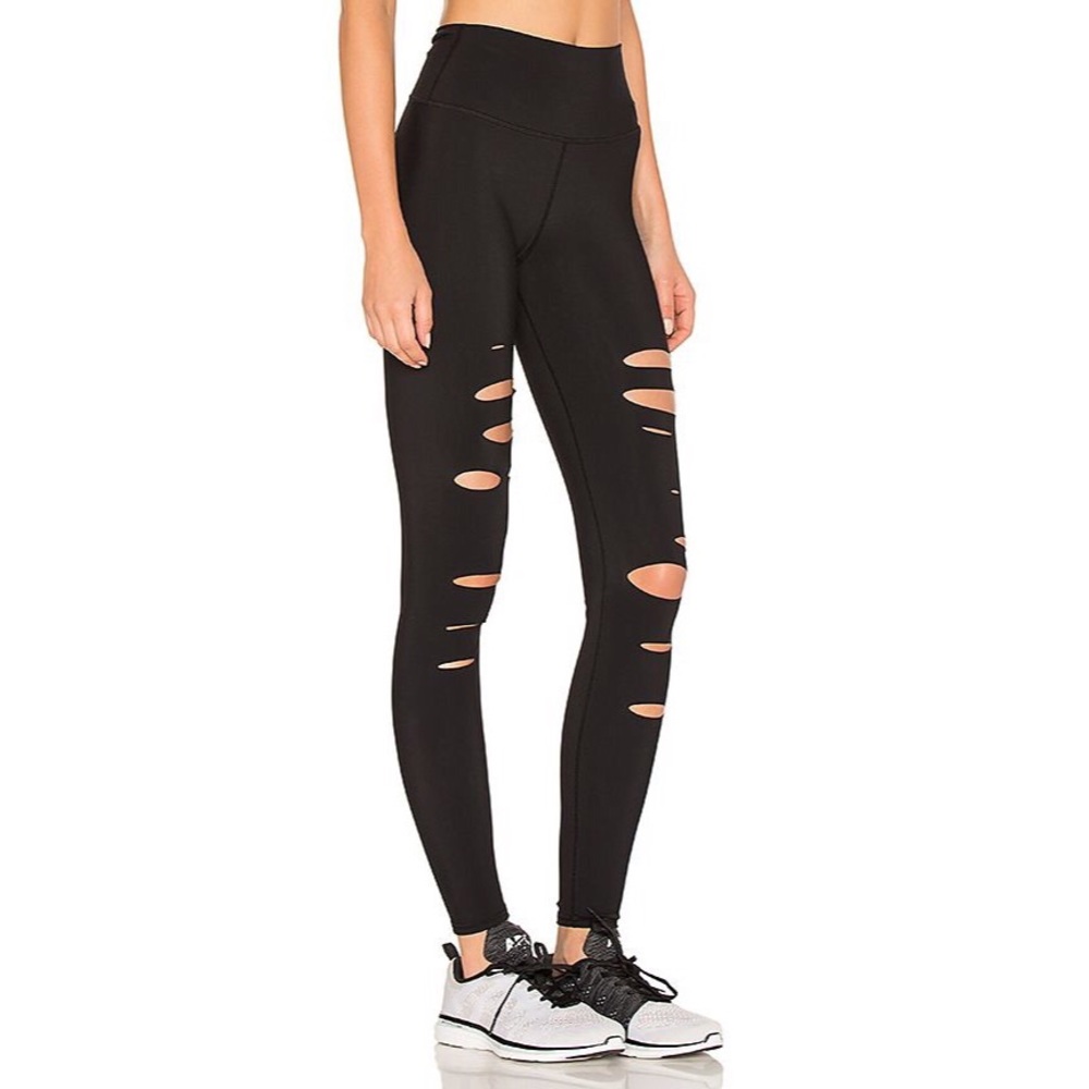 ❌SOLD❌ Alo Yoga High Waist Ripped Warrior Legging - Picture 5 of 10